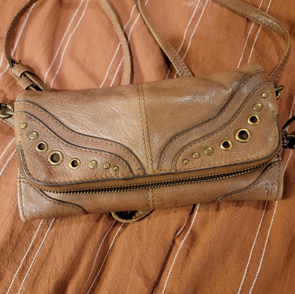 Frye crossbody wallet